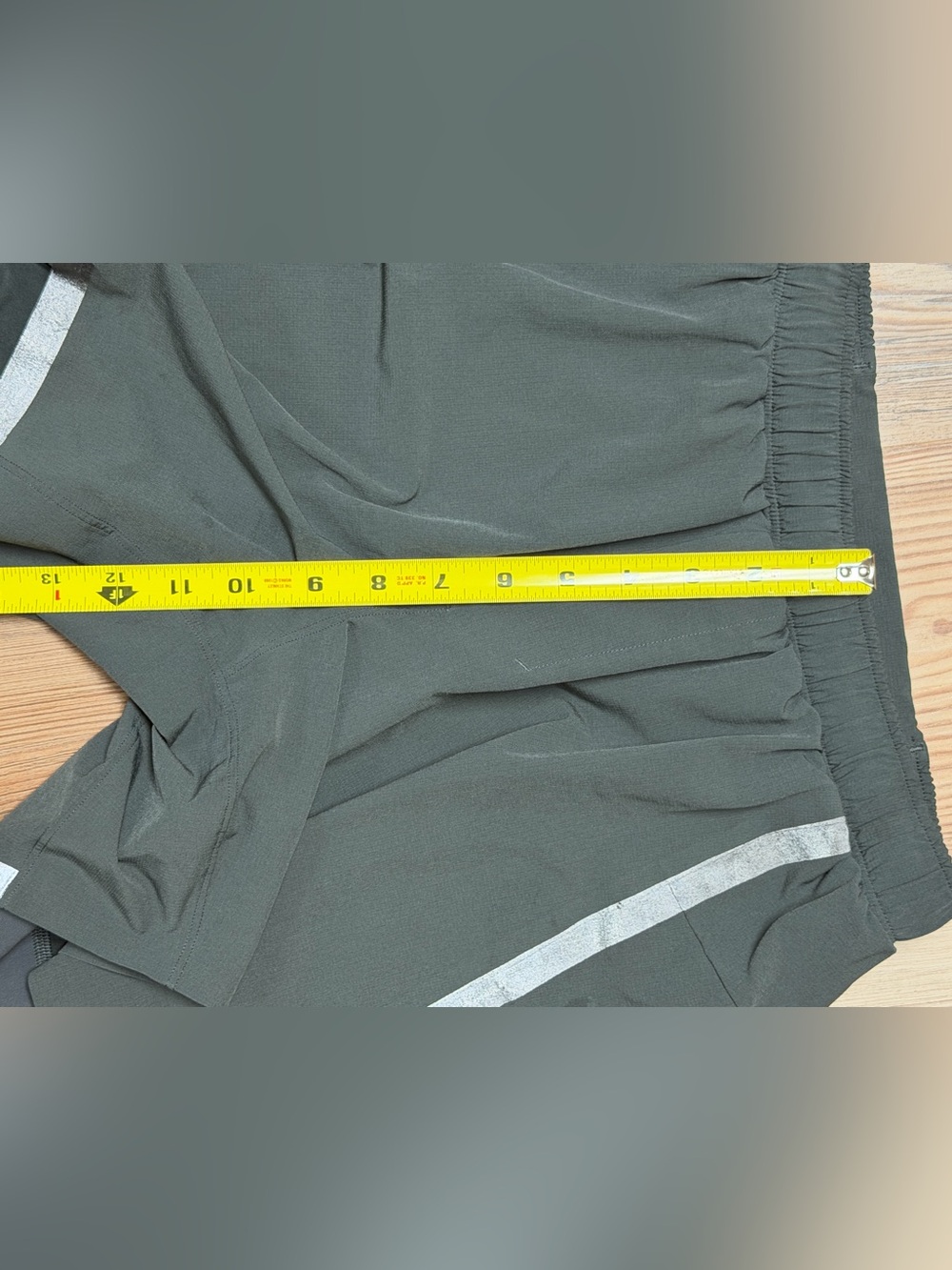 Lululemon Surge Lined Running Shorts 6" Gray Reflective Zip Pocket Men's Size S - Picture 9 of 11
